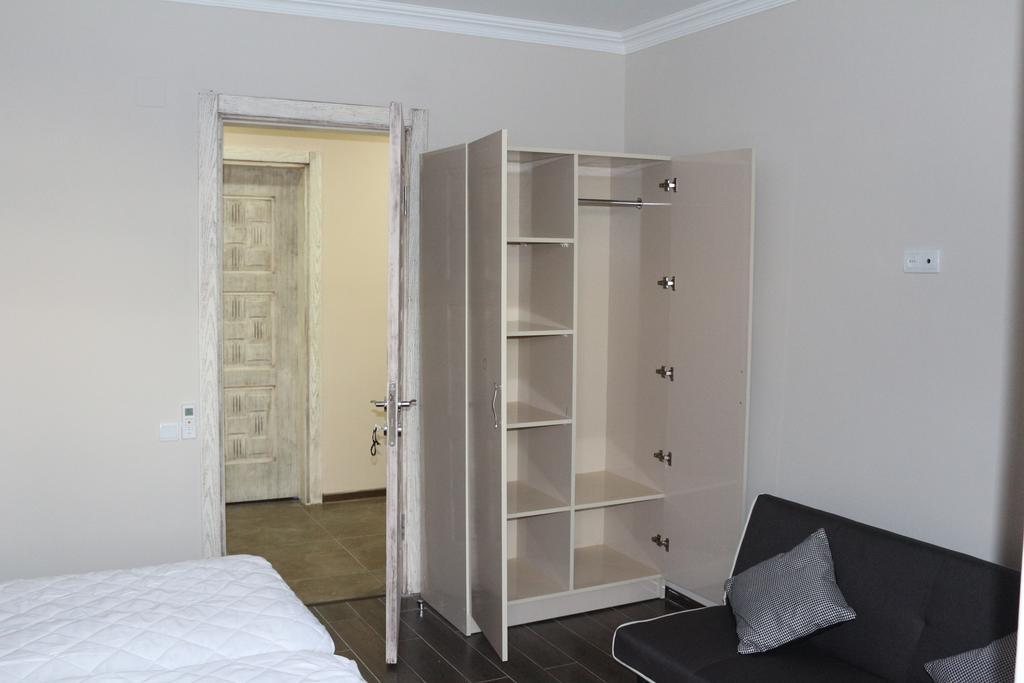 Guest House Kobuleti On Aghmashenebeli Luaran gambar