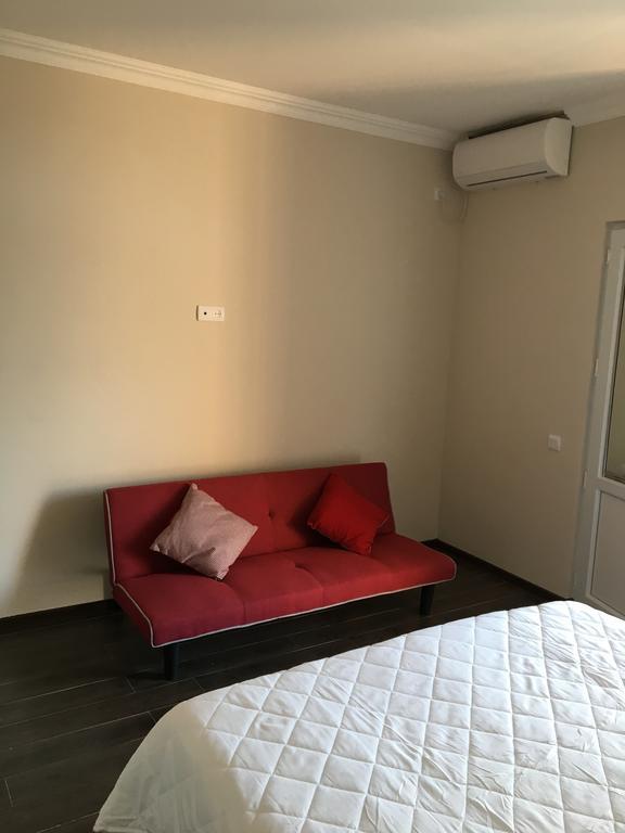 Guest House Kobuleti On Aghmashenebeli Luaran gambar