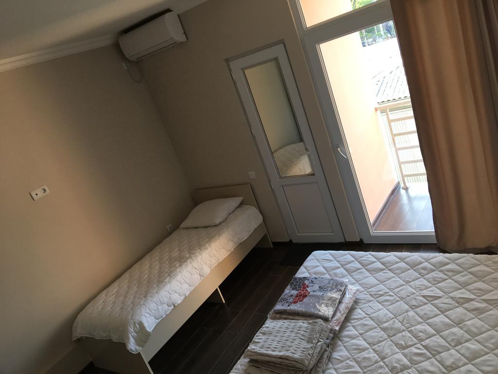 Guest House Kobuleti On Aghmashenebeli Luaran gambar