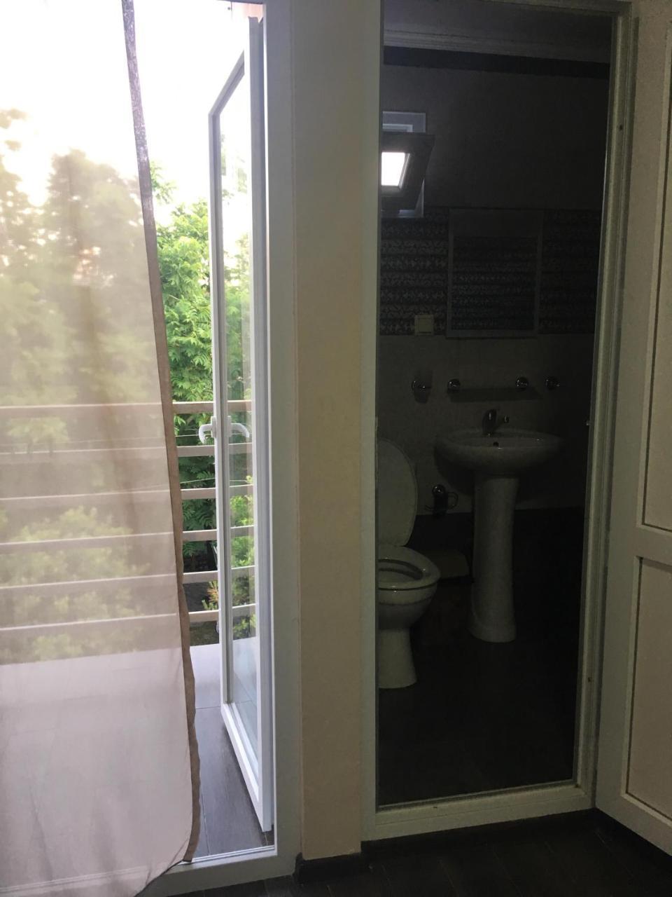 Guest House Kobuleti On Aghmashenebeli Luaran gambar