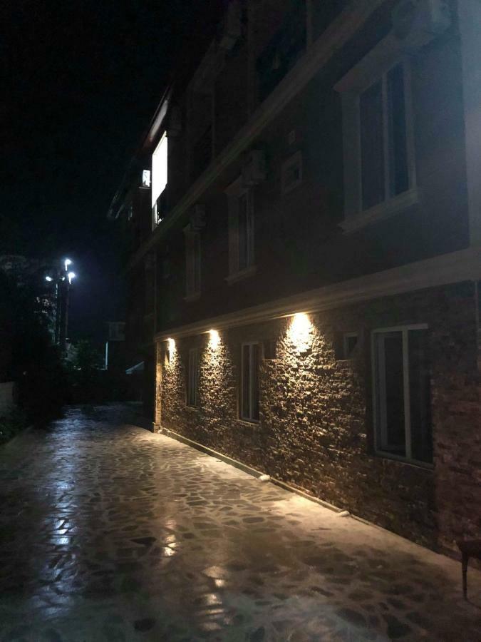 Guest House Kobuleti On Aghmashenebeli Luaran gambar